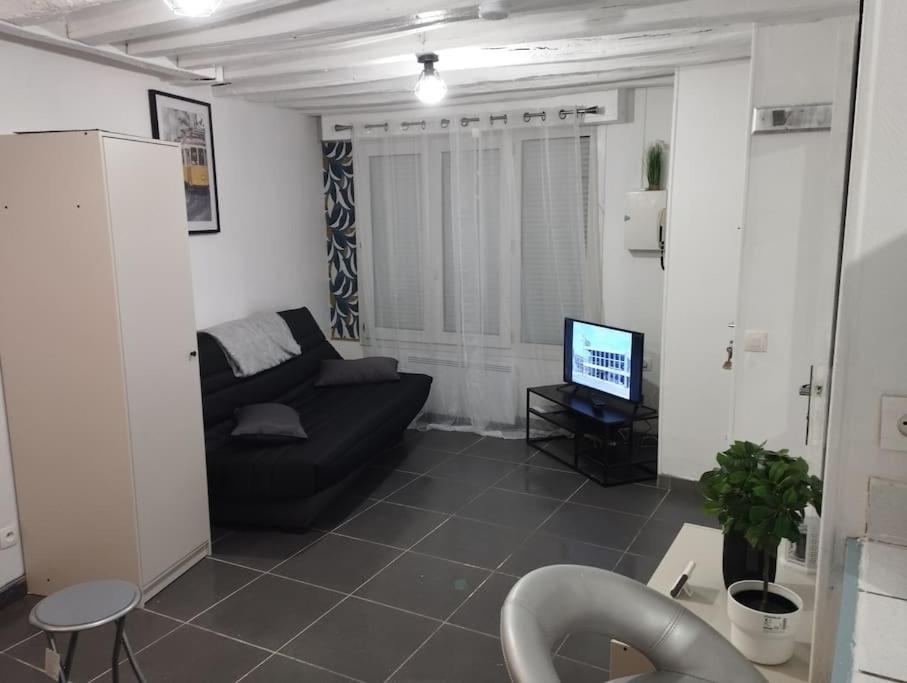 Studio Equipe Proche Aeroport Paris Cdg Apartment Vemars Ngoại thất bức ảnh