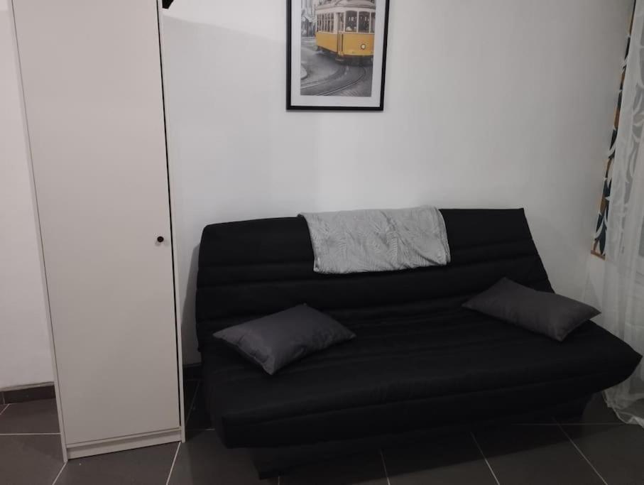 Studio Equipe Proche Aeroport Paris Cdg Apartment Vemars Ngoại thất bức ảnh