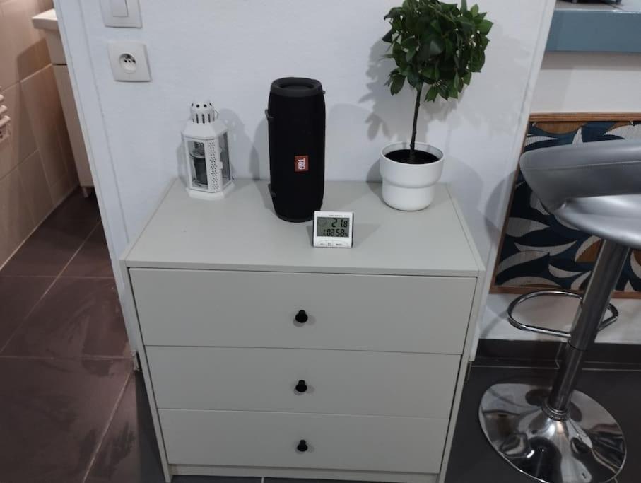 Studio Equipe Proche Aeroport Paris Cdg Apartment Vemars Ngoại thất bức ảnh